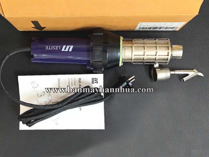 M&aacute;y h&agrave;n s&agrave;n nhựa c&ocirc;ng suất cao LST 3400W v&agrave; dụng cụ thi c&ocirc;ng