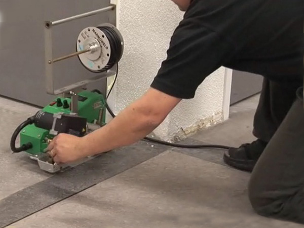 M&aacute;y h&agrave;n s&agrave;n nhựa Vinyl, m&aacute;y h&agrave;n s&agrave;n nhựa PVC